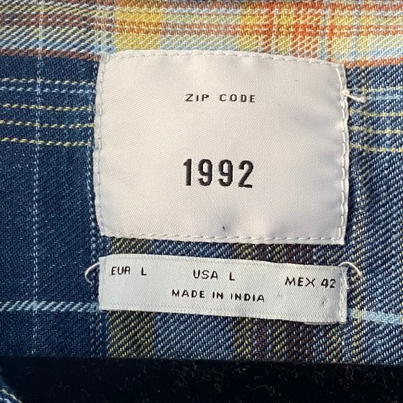 Acid Washed Plaid Denim Top - Picture 3 of 6